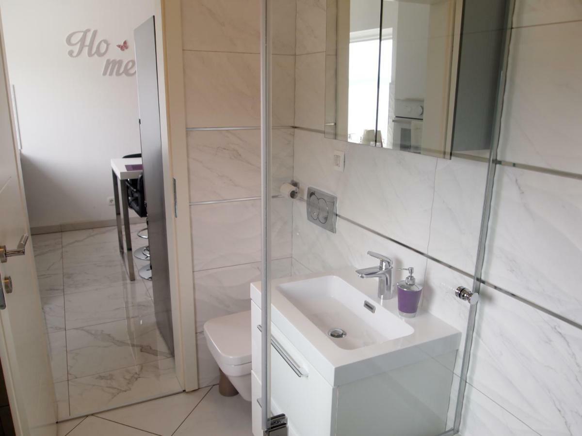 Panoramic View Apartments Crikvenica Ev Station Available Екстер'єр фото