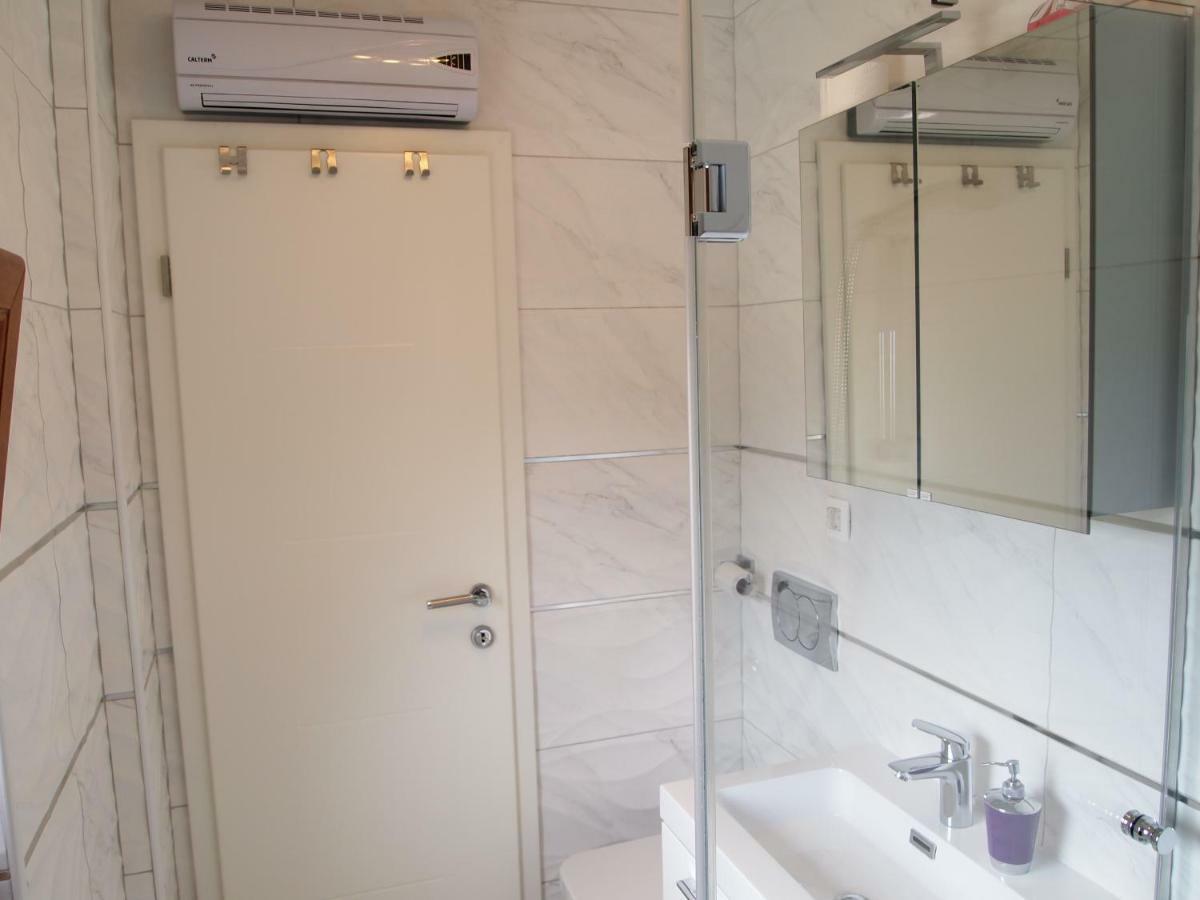 Panoramic View Apartments Crikvenica Ev Station Available Екстер'єр фото